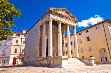 Pula 2