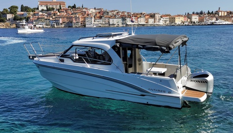 Gita in barca Antares 8 5