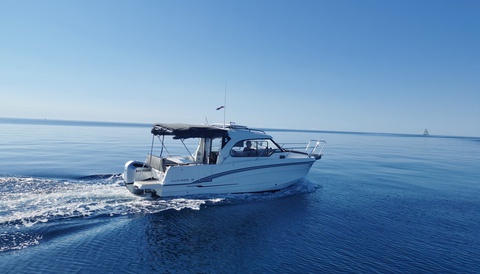 Gita in barca Antares 8 4