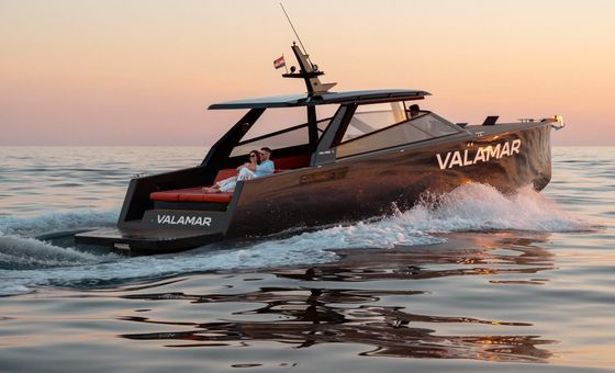 Guests relaxing aboard a Colnago 45 luxury motorboat during a private sunset cruise on the Adriatic Sea