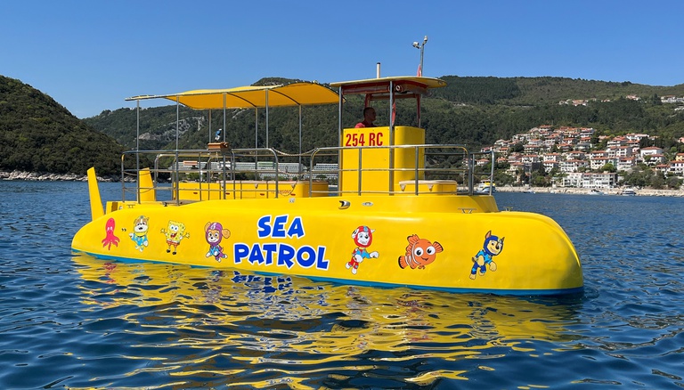 Escursione in sottomarino e visita alle gallerie sottomarine di Rabac ...